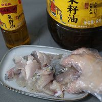 #中秋香聚 美味更圆满#酸酸辣辣的家常酸菜鱼的做法图解6