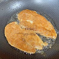 #《追着时间的厨房》节目同款美食复刻大赛#香煎鸡胸肉的做法图解5