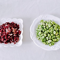 #餐桌上的春日限定#云南人都爱的火腿蚕豆焖饭的做法图解2