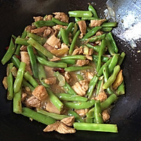 土豆炖豆角的做法图解5