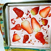 草莓慕斯蛋糕～简单～和蛋糕店的味道一样的做法图解13