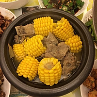 玉米筒骨汤的做法图解4