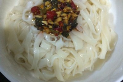 香辣凉面