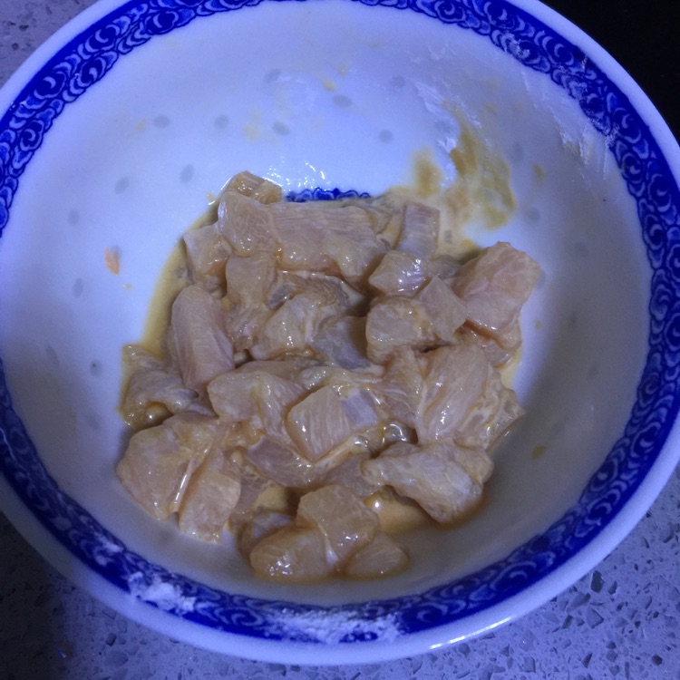 【佳佳姐の餐】虾仁咖喱炒饭的做法图解3
