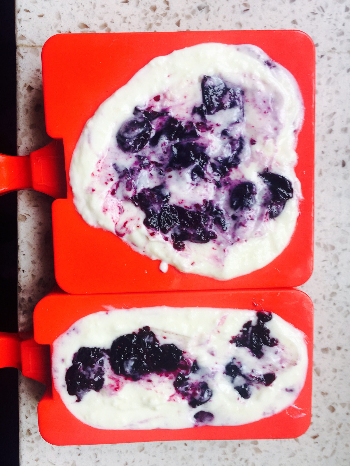 蓝莓奶酪雪糕的做法_【图解】蓝莓奶酪雪糕怎么做如何做好吃_蓝莓奶酪雪糕家常做法大全_秦雪飞wi_豆果美食