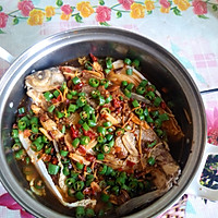 干锅鲳鱼的做法图解1