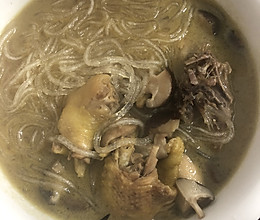 小鸡炖蘑菇的做法