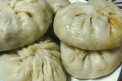 青椒肉包子
