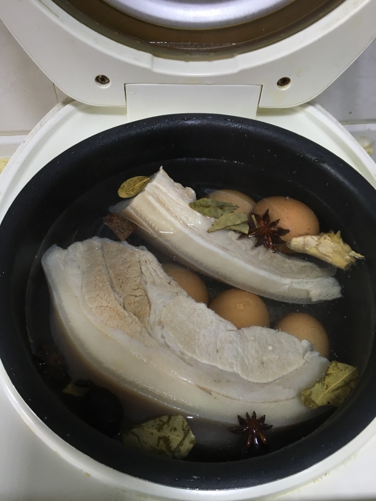 汪氏鸡蛋红烧肉的做法图解3