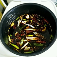 电饭煲酱猪蹄的做法图解3