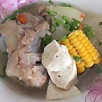 玉米冬瓜大骨汤的做法图解3