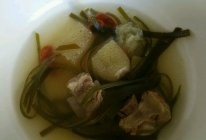 竹荪海带排骨汤的做法