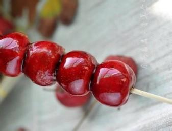 冰糖葫芦的做法