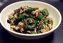下饭菜——鸡米芽菜的做法