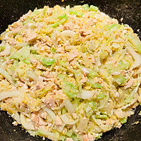 消耗咸鸭蛋白❤️咸鸭蛋白炒包菜的做法图解6