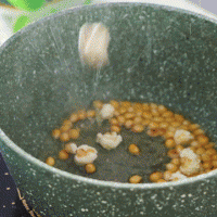 焦糖海苔爆米花~宝宝辅食的做法图解3
