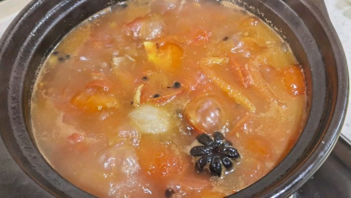 砂锅牛腩炖柿子