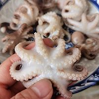 蒜蓉八爪鱼的做法图解1