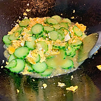 低脂快手菜青瓜炒鸡蛋的做法图解5