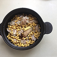香甜软糯-黄豆焖猪蹄的做法图解5