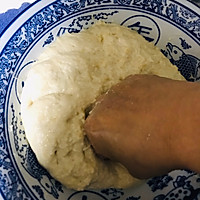 蓬松酥脆小油条的做法图解4