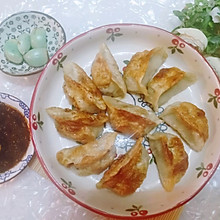 煎饺子-换个花样吃饺子