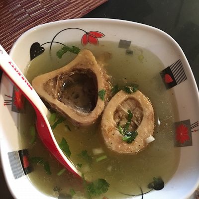 清补牛骨汤