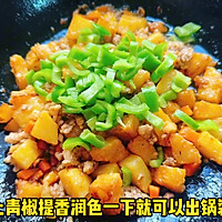 #向往的生活 就是外婆乡# 肉沫土豆的做法图解6