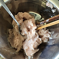 宝宝辅食：芹菜虾仁里脊肉水饺的做法图解3