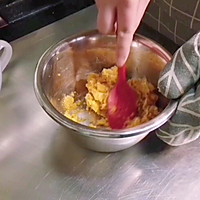蛋黄肉松青团的做法图解3