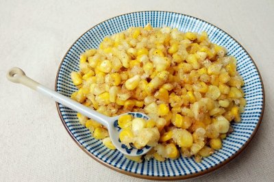 椒盐玉米粒——附切玉米棒和制作小技巧