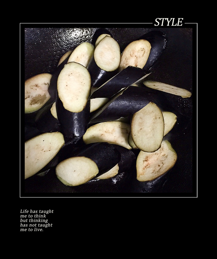 家常小腊肠茄子煲的做法图解3