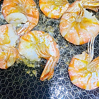 #感恩节烹饪挑战赛#鲜虾粉丝煲的做法图解2