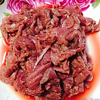 红酒黑胡椒牛肉的做法图解3