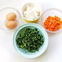 蔬菜鸡蛋米饼(轻食机食谱)的做法图解1