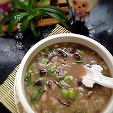 家常菜— —鸡血香菇毛豆粥