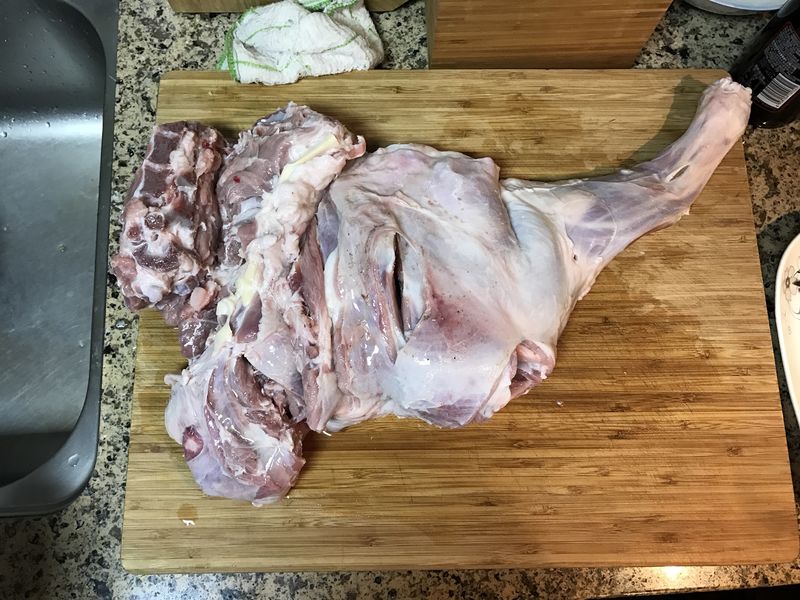 Braised mutton (braised mutton leg, mutton pot)