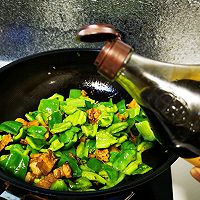 家常超下饭：青椒炒肉片的做法图解8