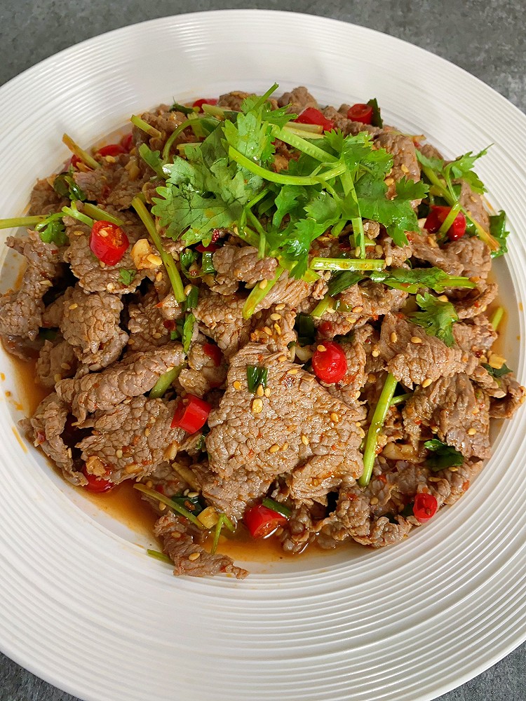 凉拌牛肉的做法