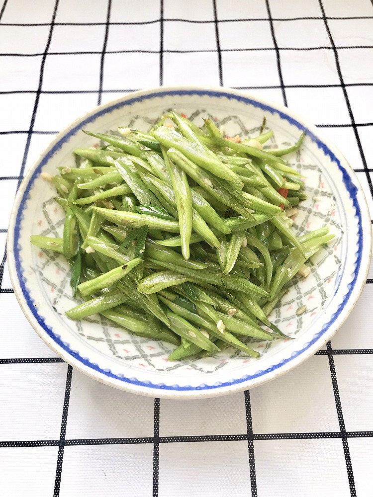 蒜蓉炒四季豆的做法