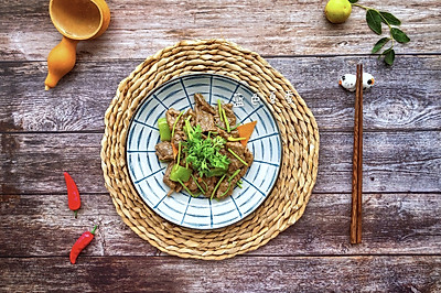 中秋家宴之香菜梗炒牛肉
