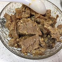 番茄嫩牛肉滑蛋的做法图解2