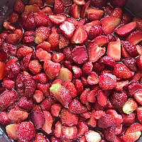 #硬核菜谱制作人#草莓酱的做法图解5