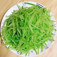 保健养生汤-萝卜丝鲫鱼汤#花式炖煮不停歇#的做法图解3