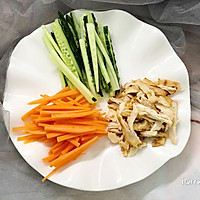 鸡丝凉面的做法图解2