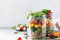 Salad in a Jar罐装沙拉の完美公式的做法