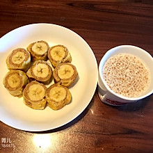 花生酱香蕉土司卷