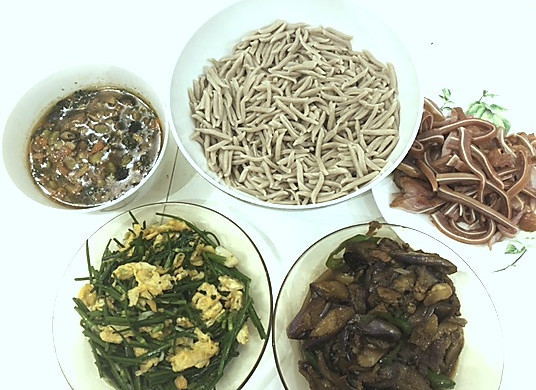 青稞搓鱼面
