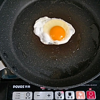 #全电厨王料理挑战赛热力开战！#煎鸡蛋的做法图解2