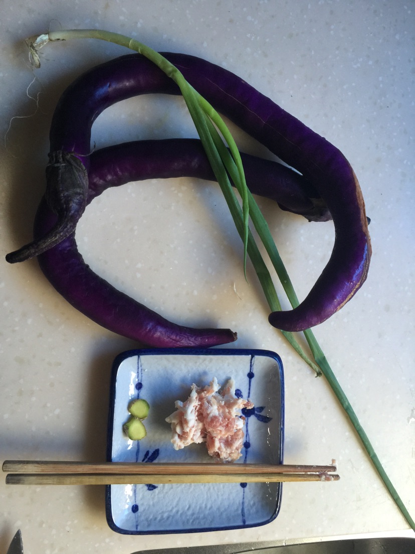 肉末茄子君的做法图解1